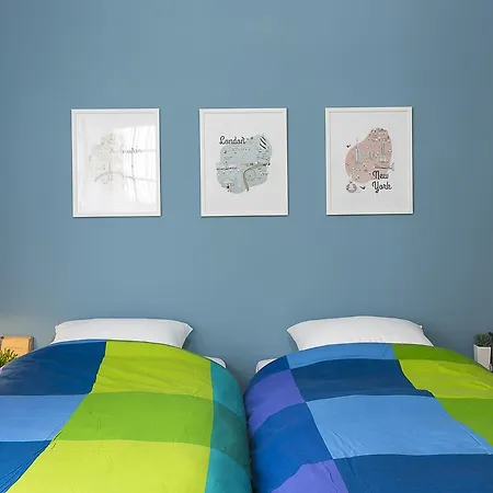 דירה Authentic Retro Flat In Center #feelslikehome סלוניקי