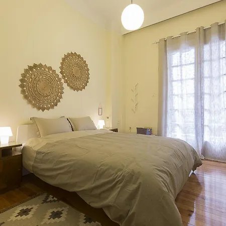 Apartment Authentic Retro Flat In Center #feelslikehome