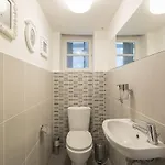 Authentic Retro Flat In Center #feelslikehome Apartment *